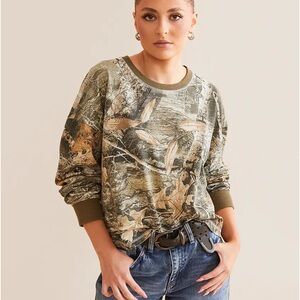 Gilded Intent Green Camouflage Long Sleeve Top